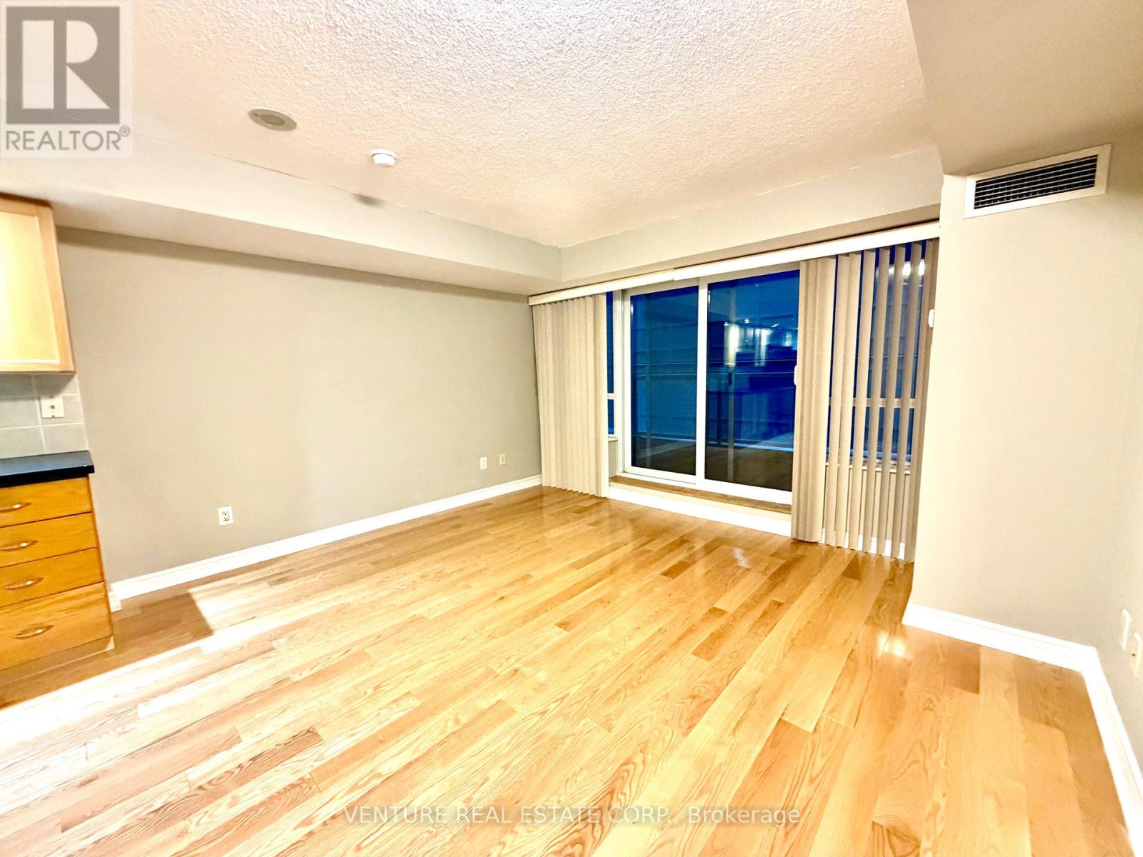 431 - 250 WELLINGTON STREET W, Toronto (Waterfront Communities) — photo 10
