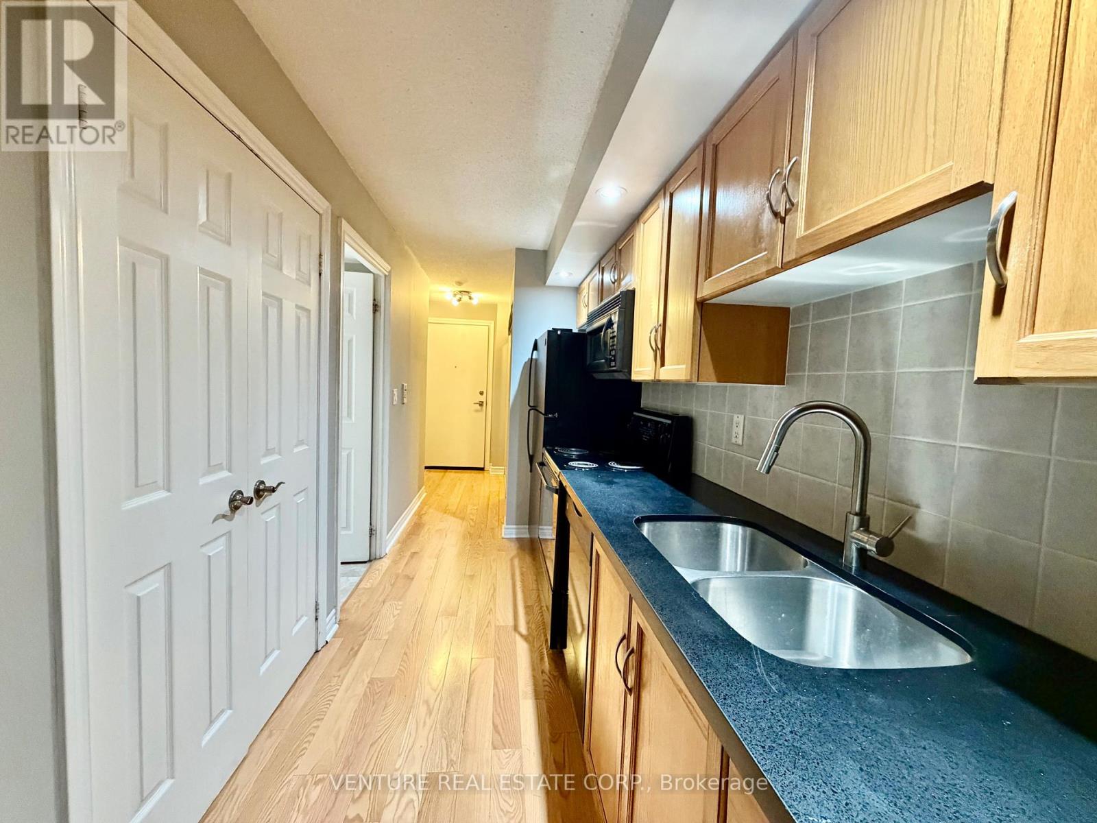 431 - 250 WELLINGTON STREET W, Toronto (Waterfront Communities) — photo 9