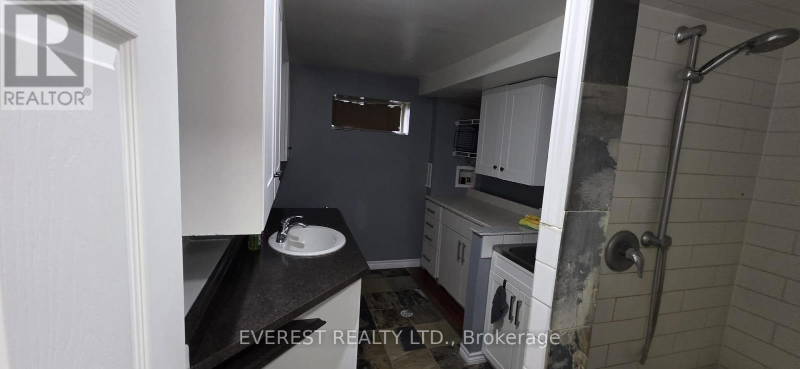 88 SHAKESPEARE CRESCENT, Barrie (Letitia Heights) — photo 12