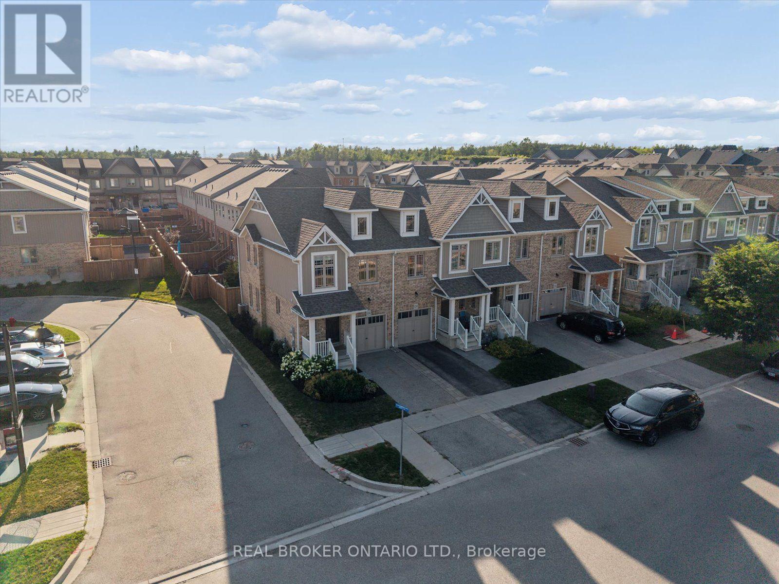 126 PARKINSON CRESCENT, Orangeville