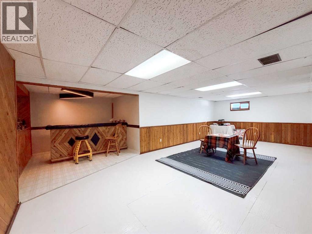 4415 46 Avenue - Image 32