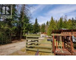 5515 Kleanza Drive, Terrace, BC V8G0A7 Photo 26