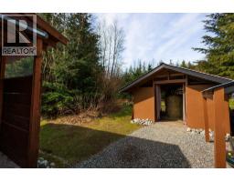 5515 Kleanza Drive, Terrace, BC V8G0A7 Photo 32