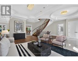 Family room - 128 Garden Avenue, Richmond Hill, ON L4C6M1 Photo 9