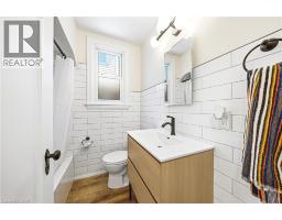 203 West 2nd Street, Hamilton, ON L9C3G2 Photo 12
