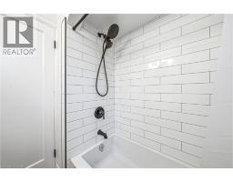 203 West 2nd Street, Hamilton, ON L9C3G2 Photo 13