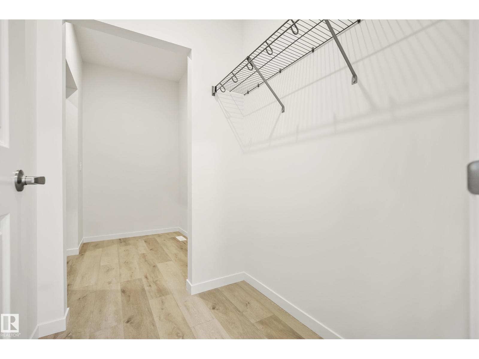 2415 206 ST NW - 5