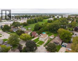 170 Fort, Amherstburg, ON N9V1B8 Photo 35
