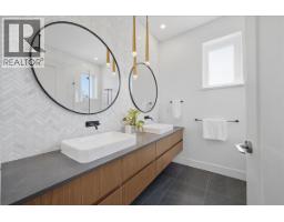 2137 E 2nd Avenue, Vancouver, BC V5N1E9 Photo 17