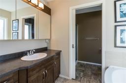 34 Lakebourne Drive, Winnipeg, MB R2P1K9 Photo 21