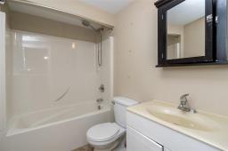 34 Lakebourne Drive, Winnipeg, MB R2P1K9 Photo 35