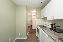 Ph3 3030 Pembina Highway, Winnipeg, MB R3T4K4 Photo 17