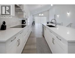 Kitchen - 351 Baywater Common Sw, Airdrie, AB T4B0A7 Photo 6