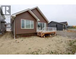 351 Baywater Common Sw, Airdrie, AB T4B0A7 Photo 28