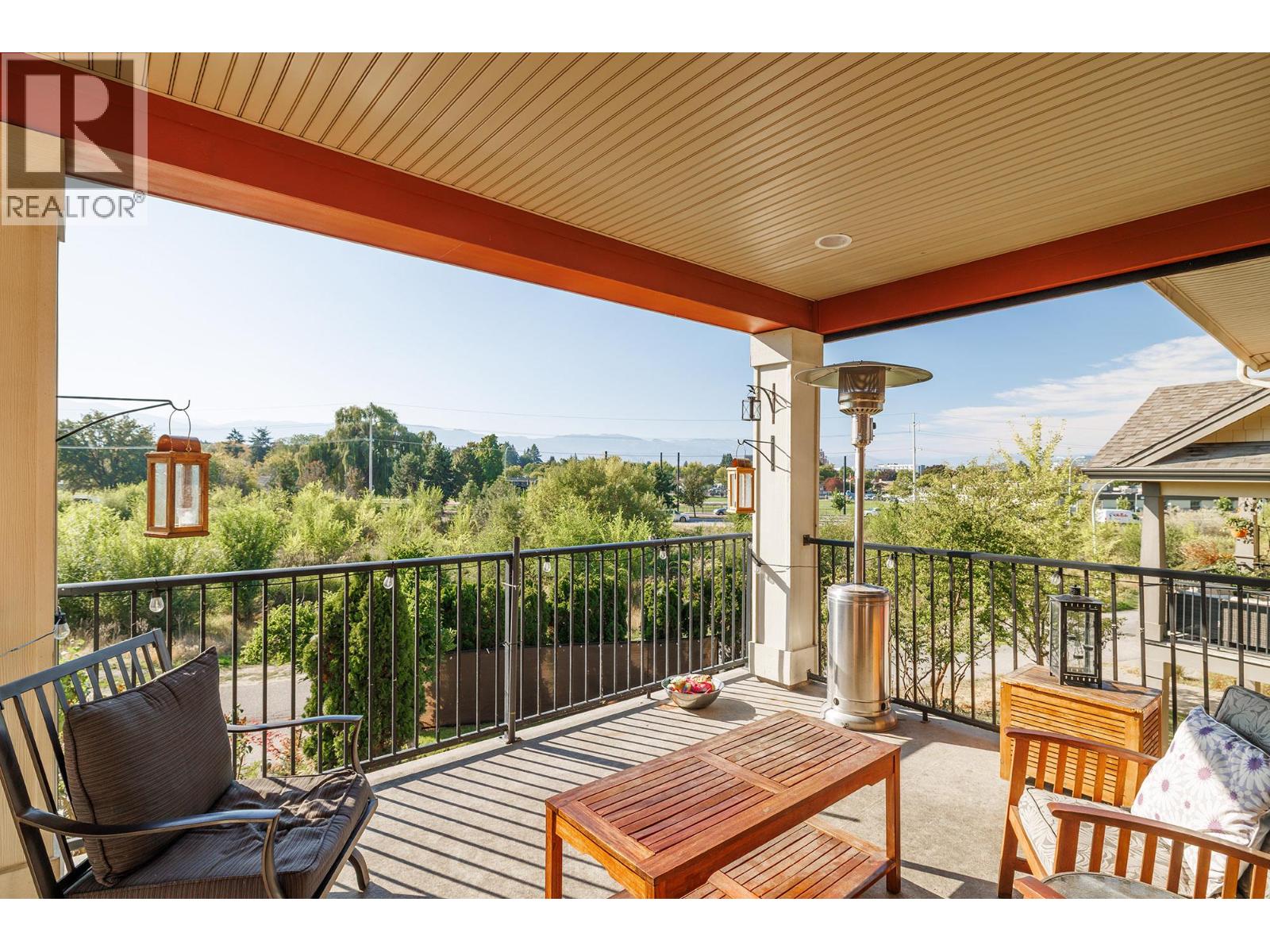 1377 Glenview Avenue, Kelowna