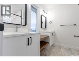 Primary Bedroom - 275 Doran Way, Saskatoon, SK S7V0Z7 Photo 11