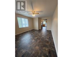 35 Badger Drive thumbnail 10