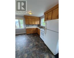 35 Badger Drive thumbnail 6