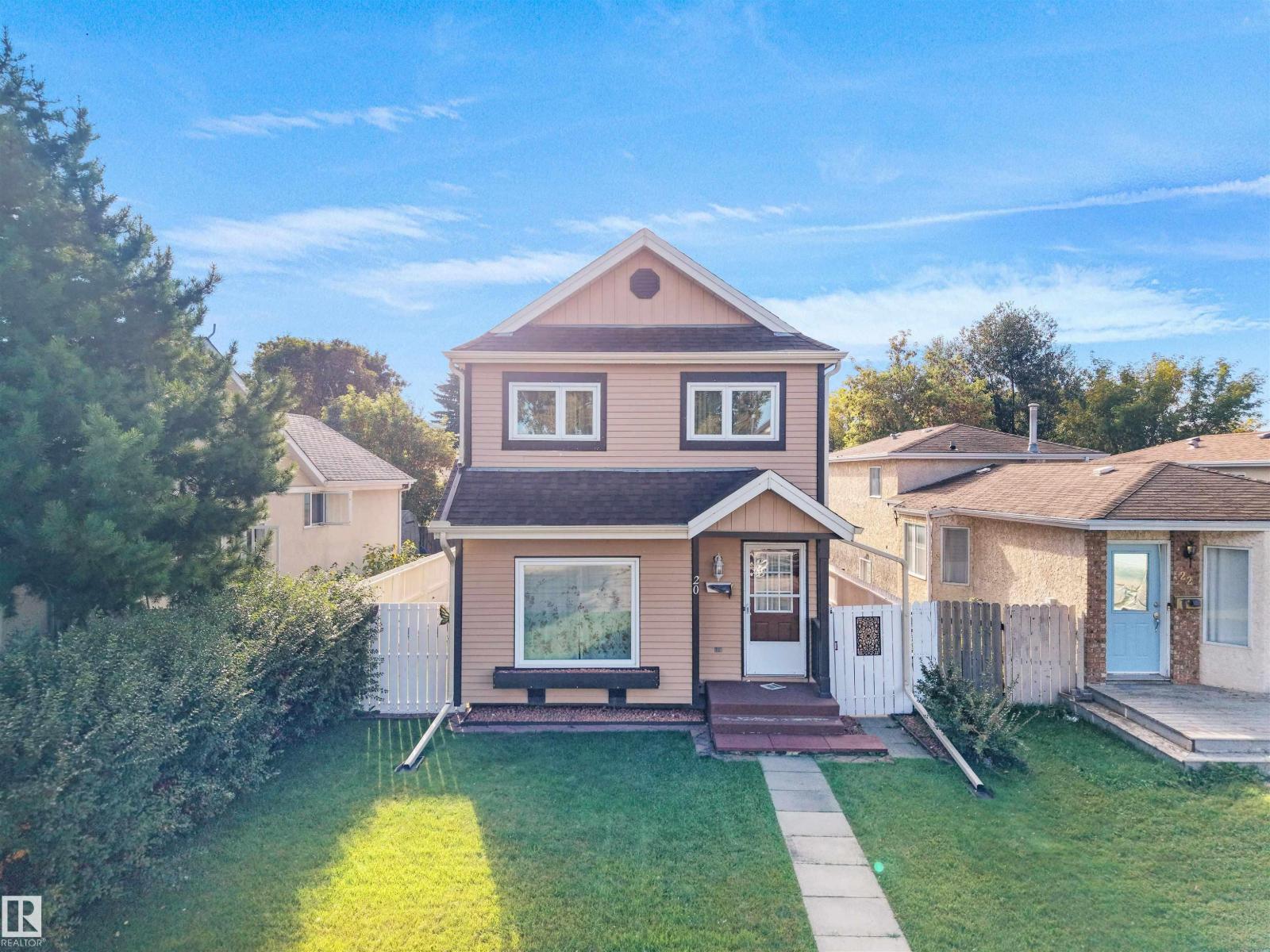 20 ST. ANDREWS AV - 1