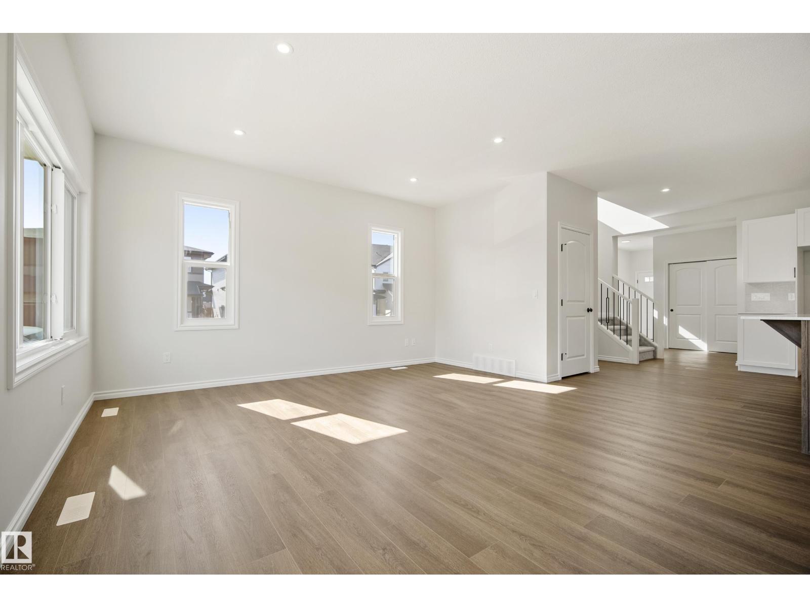 2411 206 ST NW - 16