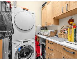 1014 - 155 Dalhousie Street, Toronto, ON M5B2P7 Photo 9