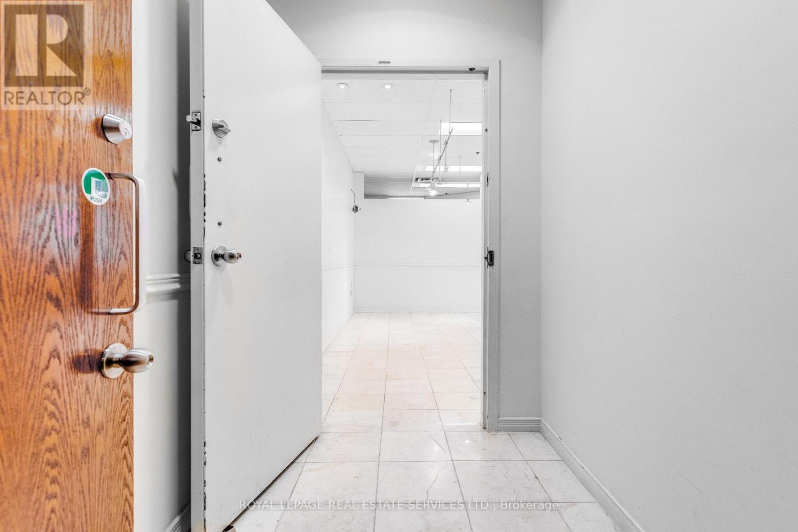 312 - 7368 YONGE STREET, Vaughan (Crestwood-Springfarm-Yorkhill) — photo 4