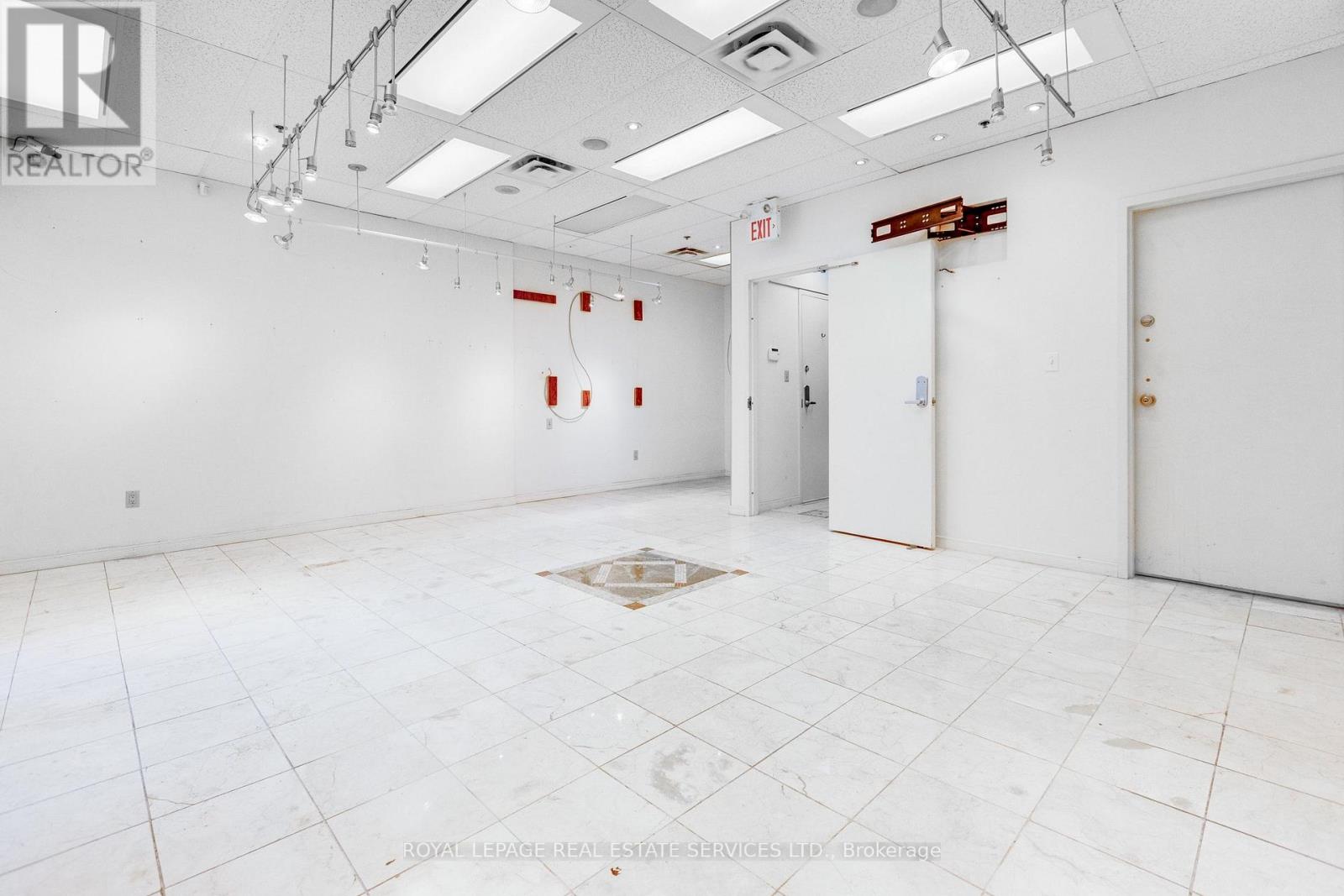 312 - 7368 YONGE STREET, Vaughan (Crestwood-Springfarm-Yorkhill) — photo 6