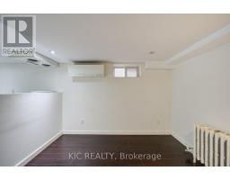 Living room - 35 Montcalm Avenue Nw, Toronto, ON M6E4N5 Photo 10