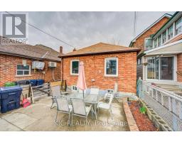 35 Montcalm Avenue Nw, Toronto, ON M6E4N5 Photo 19