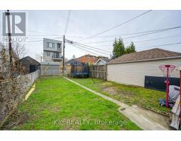 35 Montcalm Avenue Nw, Toronto, ON M6E4N5 Photo 20