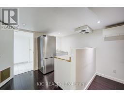 Bedroom 2 - 35 Montcalm Avenue Nw, Toronto, ON M6E4N5 Photo 8