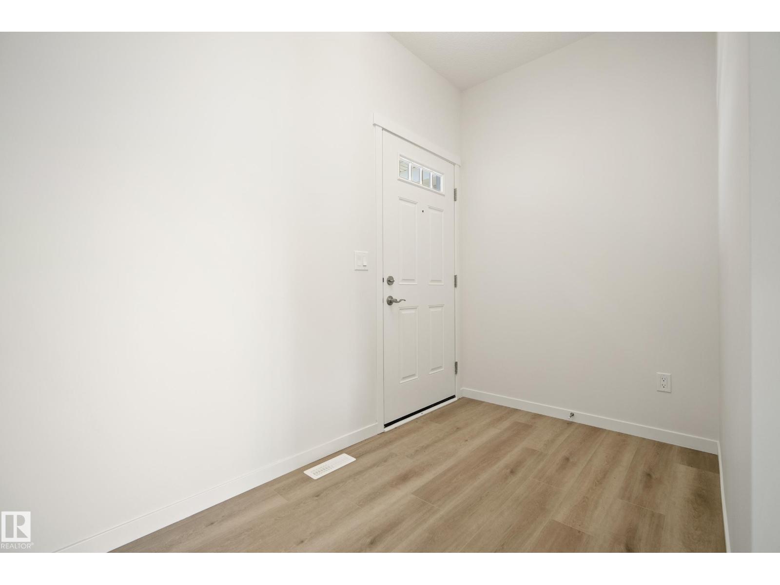 20739 24 AV NW - 4