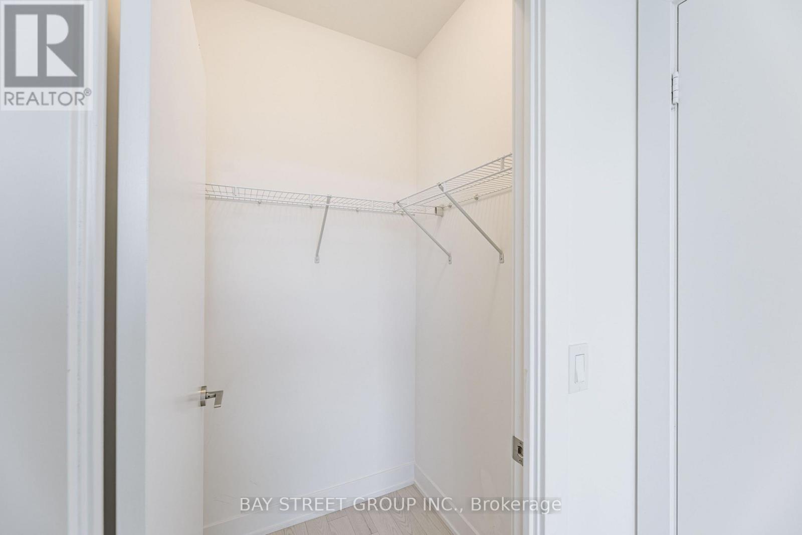 #203 181 BEDFORD ROAD - 20