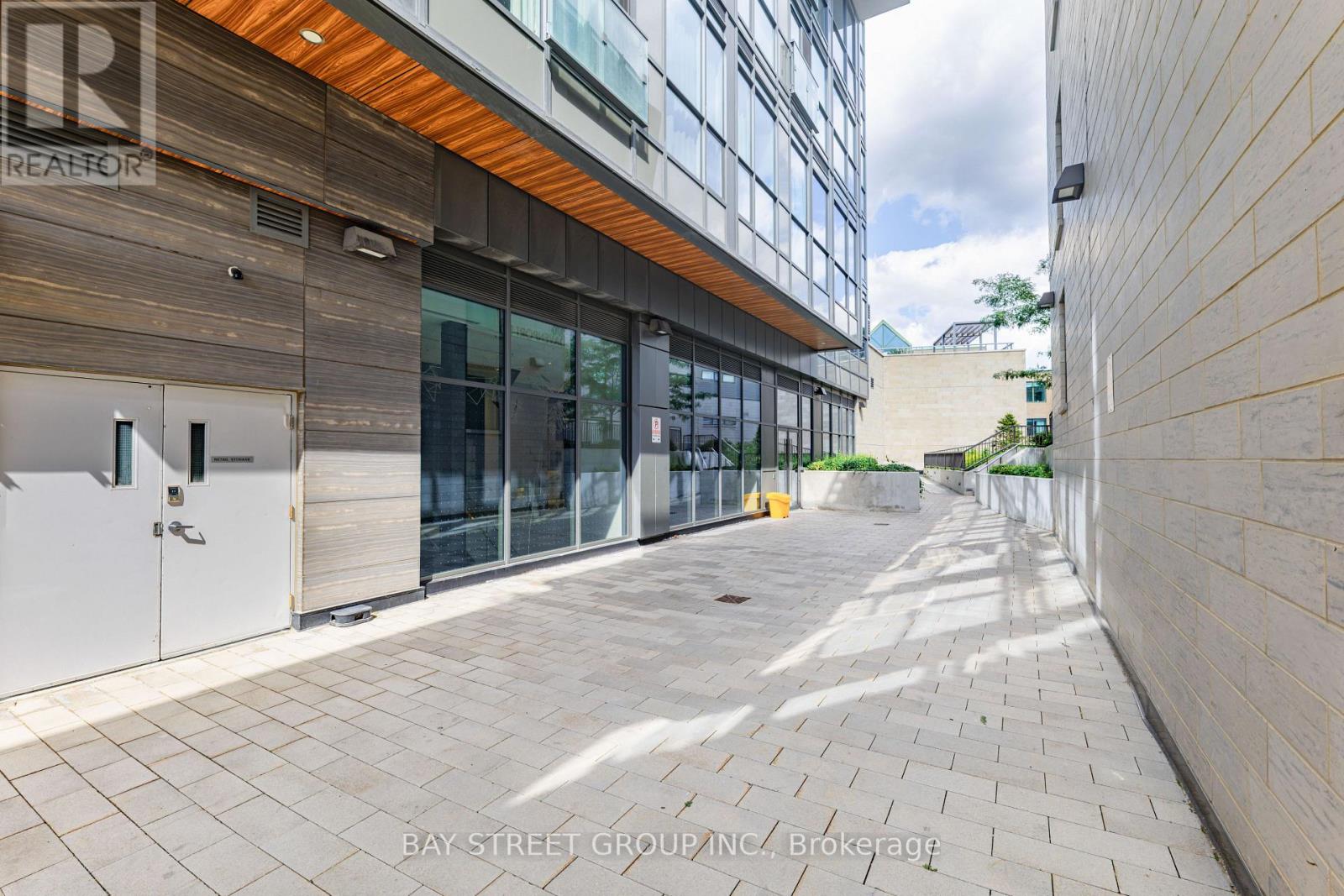 #203 181 BEDFORD ROAD - Image 31