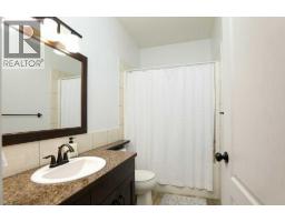 259 Gateway Manor S, Lethbridge, AB T1K5S1 Photo 21