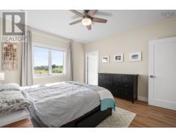 411 Falmouth Dyke Road Road, Falmouth, NS B0P1P0 Photo 16
