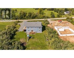 411 Falmouth Dyke Road Road, Falmouth, NS B0P1P0 Photo 36