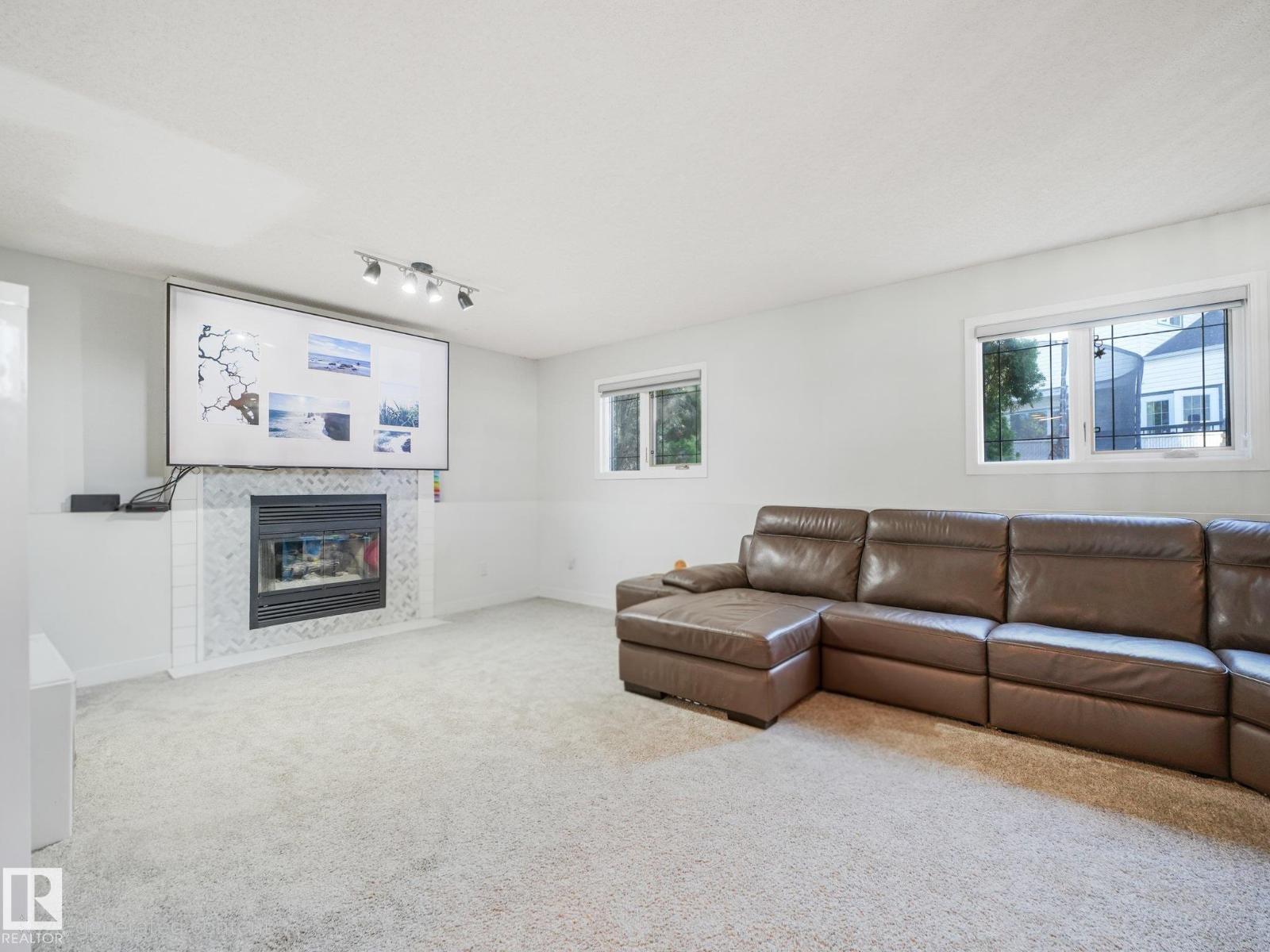 15416 78 ST NW - 23