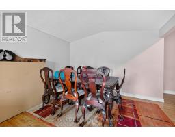 Top Floor - 1016 Connery Avenue, Ottawa, ON K1G2P1 Photo 14