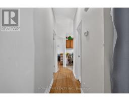 Top Floor - 1016 Connery Avenue, Ottawa, ON K1G2P1 Photo 16