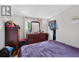 Top Floor - 1016 Connery Avenue, Ottawa, ON K1G2P1 Photo 19