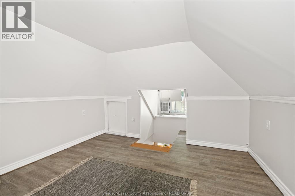 11 Poplar STREET - Image 19