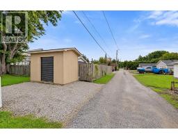 11 Poplar, Tilbury, ON N0P2L0 Photo 23