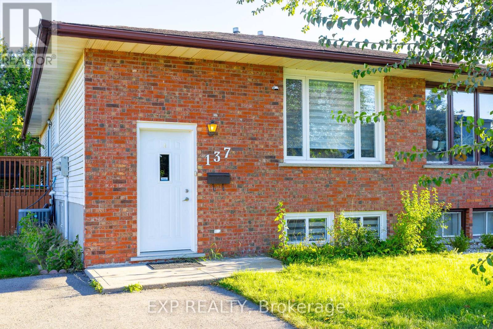 137 NICKOLAS CRESCENT, Cambridge