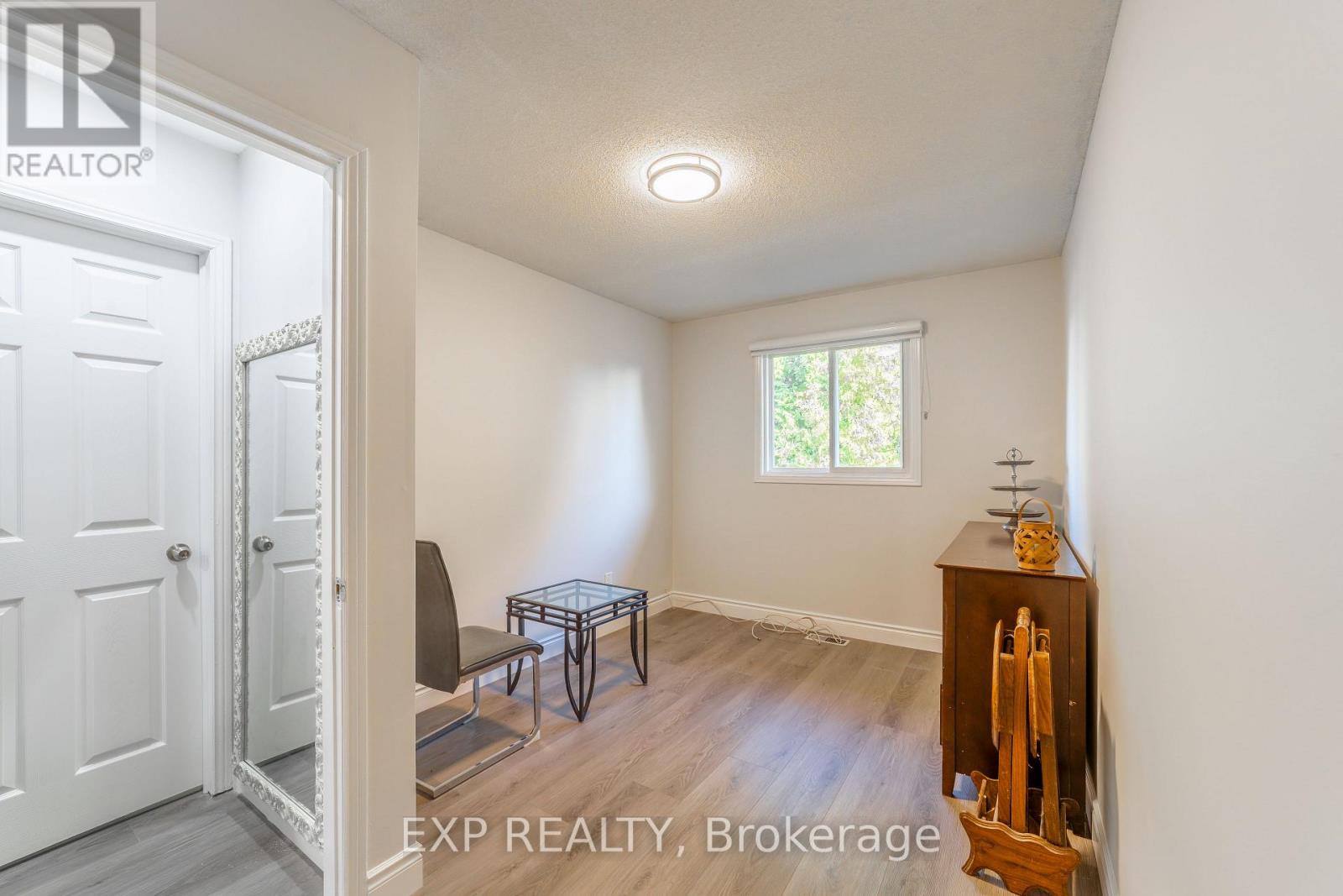 137 NICKOLAS CRESCENT, Cambridge — photo 11