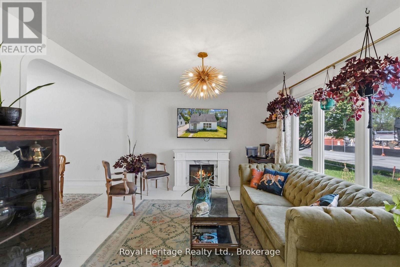 31 CAROLINE STREET - Image 16