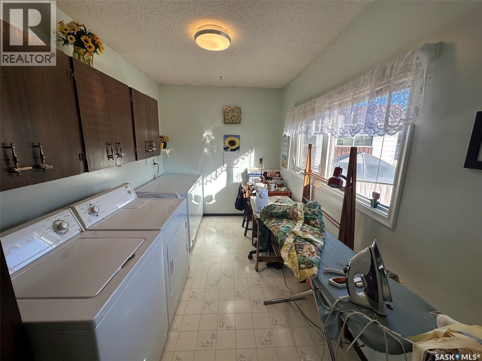 105 EMPIRE ROAD, Assiniboia — photo 15