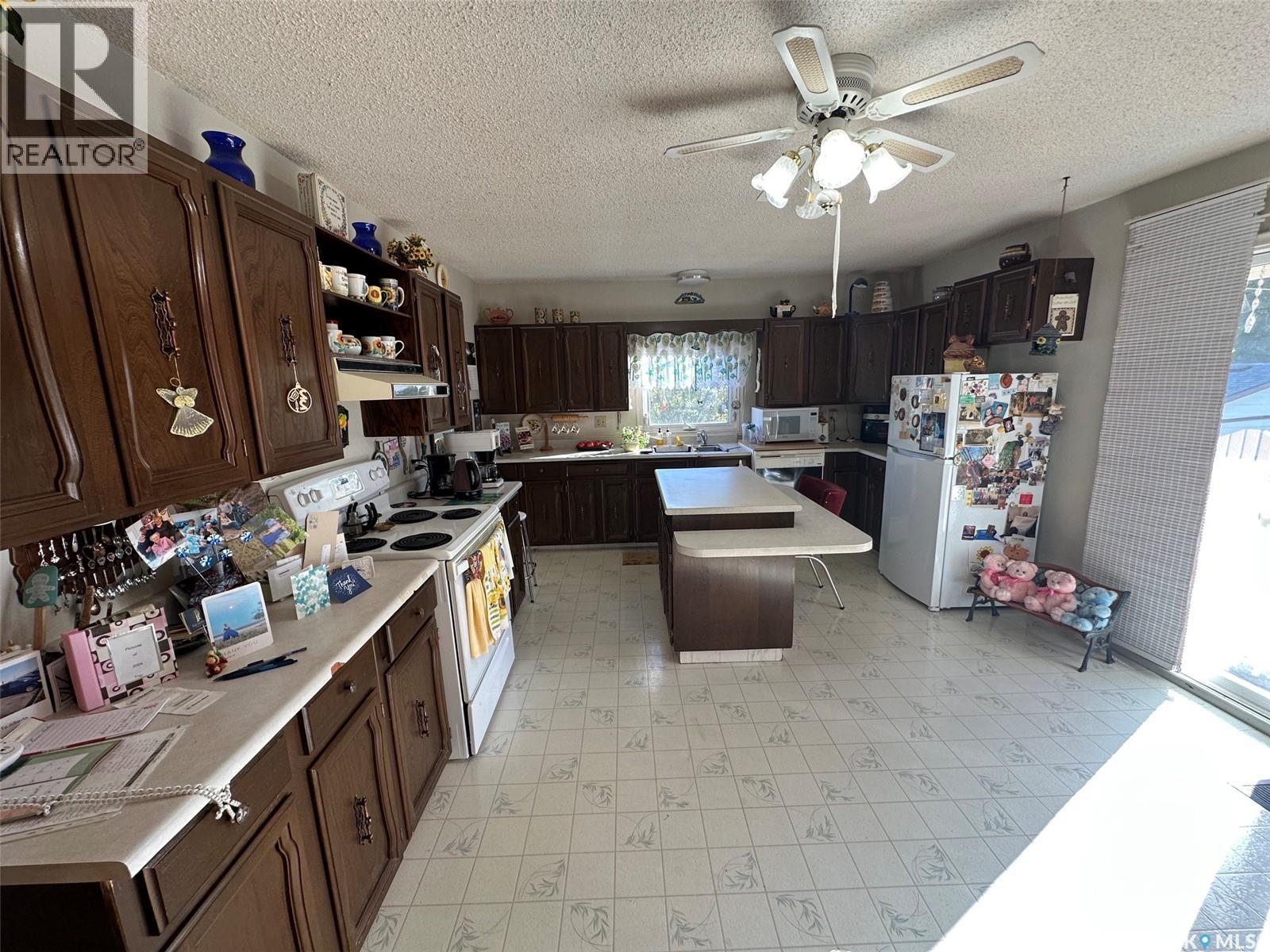 105 EMPIRE ROAD, Assiniboia — photo 5