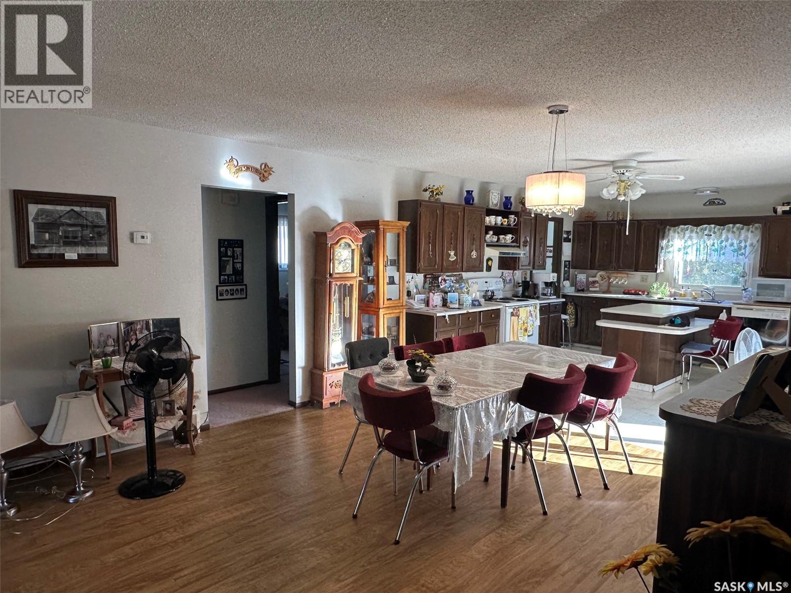 105 EMPIRE ROAD, Assiniboia — photo 8