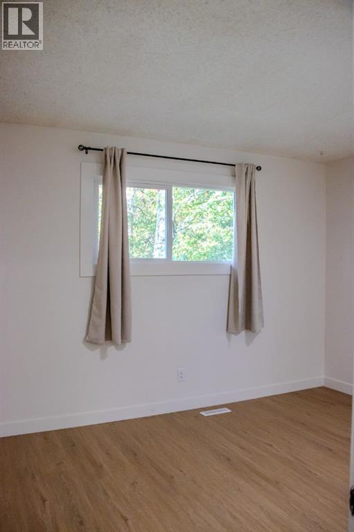 471 78 Avenue NE - photo 34